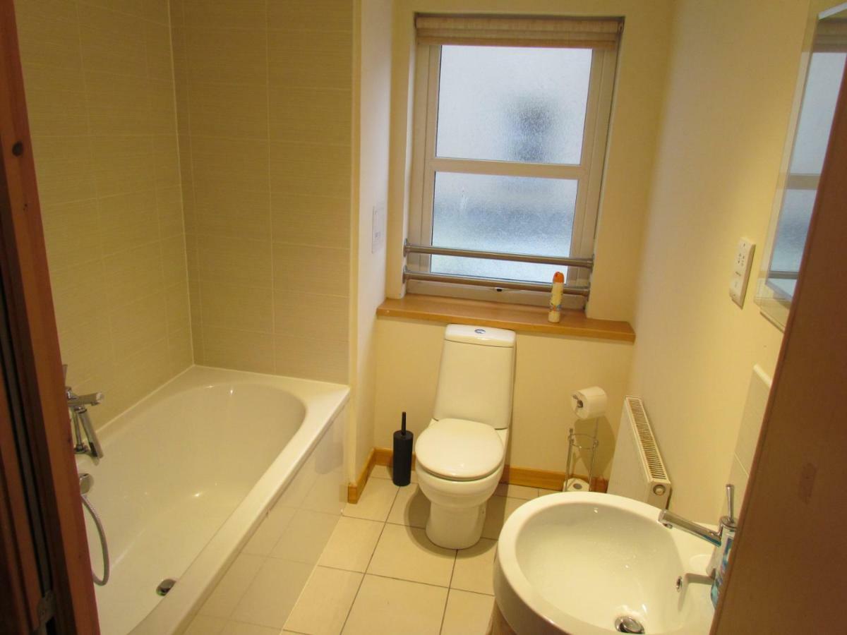 Appartamento Farraline Court Inverness Esterno foto